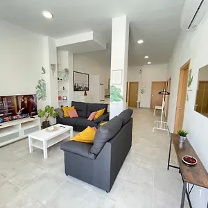https://precioso-y-amplio-apartamento-en-torrox-costa.es-andalucia.com
