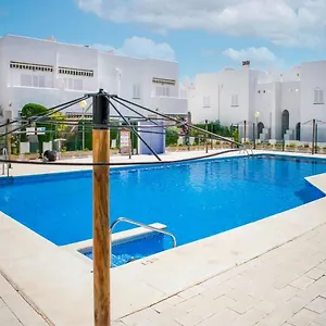 https://appealing-apartment-in-las-marinas-by-the-sea.es-andalucia.com